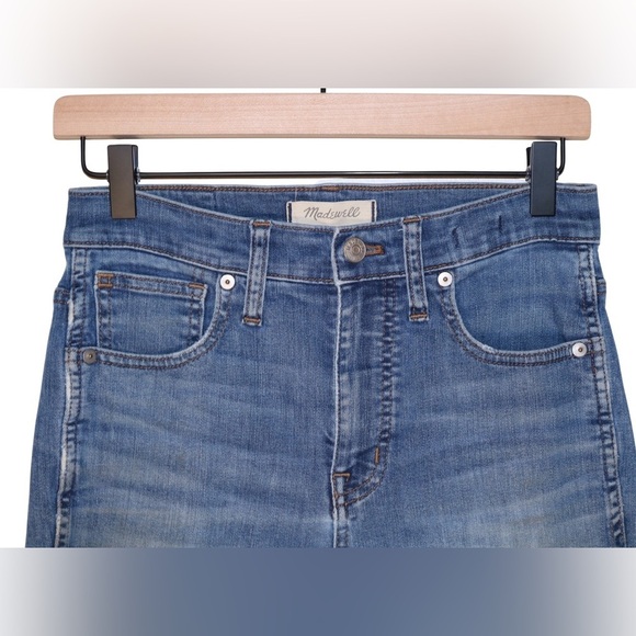 10" High-Rise Skinny Jeans in Med Wash - Picture 7 of 9